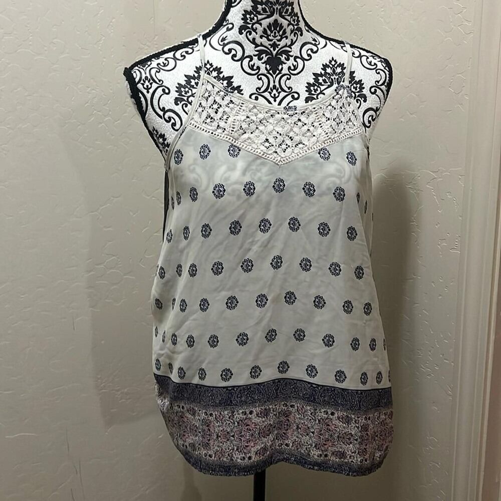 Maurices tank top size medium